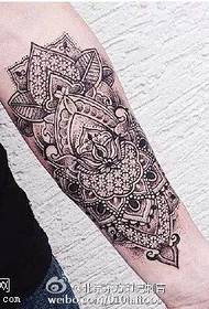 Modello tradizionale di tatuaggio del tatuaggio alla vaniglia