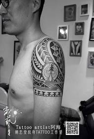 Tangkal tattoo totem gedé