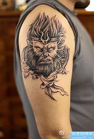 Yakakura ruoko monkey tattoo maitiro