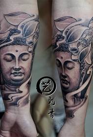 Tattoo Buddha tsy mihetsika mahery vaika