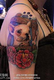 Cute gwoup peony lit bulldog Modèl Tattoo