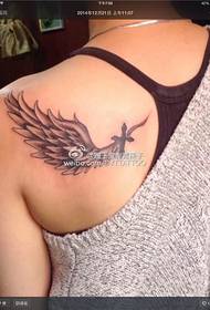Tatuaje de belleza tatuaje de brazo