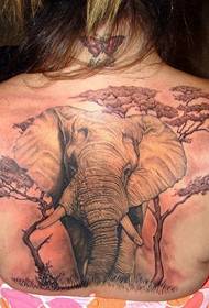 古典的な象のパターンのタトゥー