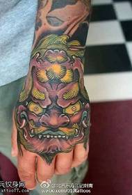 Mtindo wa kisasa wa kutawala wa tamasha la tattoo