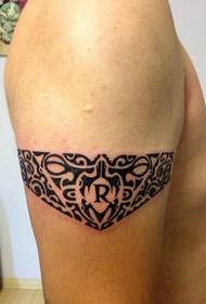 Fashion black and white totem armband tattoo