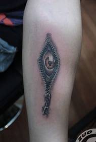 Arm full av tatuering med dragkedja 3d