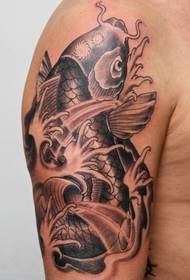 Tatuaje de calamar de moda de brazo grande