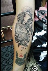 Model de tatuaj lup negru punct gri