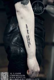 Braccio misterioso tatuaggio digitale
