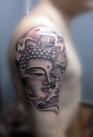 Tatuaggio buddha bello grande braccio