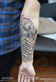 Arm gothic Engels bloem tattoo patroon