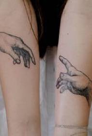 Hand Tattoo op Aarm