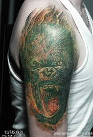 Modello di tatuaggio mostro horror capelli verdi