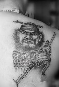Immagine del tatuaggio dell'ammiraglio Zhang Fei delle cinque tigri