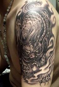 Tatuaggio unicorno braccio fresco