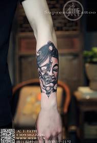 un pensiero in un Buddha, un pensiero in un tatuaggio magico