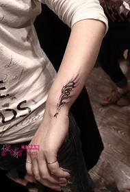 Elfvleugels arm tattoo foto's
