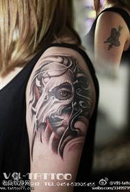 Domineering cool handsome skull tattoo pattern