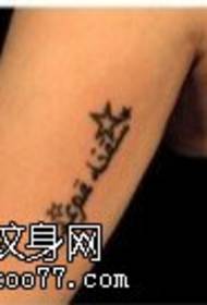 Patrón de tatuaxe de símbolo negro fresco