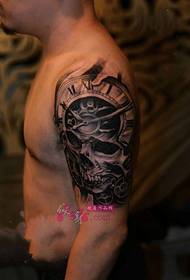 Слике црног пепела, европске и америчке тетоваже на руку