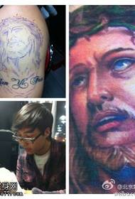 Hjälplöst Jesus tatuering mönster