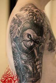 Vakomana mikono inotonhorera inotonhorera Monkey King tattoo mifananidzo