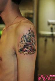 Immagine creativa del tatuaggio del braccio della personalità dell'occhio di Dio