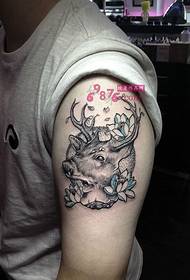 Deer head arm fashion tattoo picture