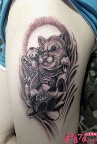 Schizzo che richiama l'immagine del tatuaggio del braccio di gatto