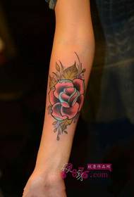 Fresh arm flower flower tattoo picture