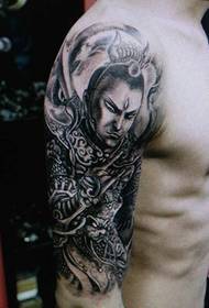 Убава и убава тетоважа на Ерланг