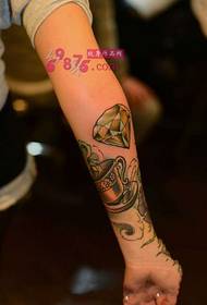European and American style diamond teacup arm tattoo pictures