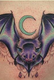 Immagine del modello del tatuaggio del pipistrello colorato di modo del braccio di personalità bella