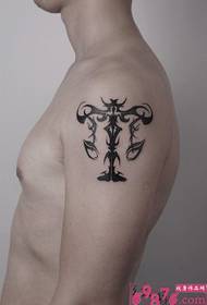 Tömör egyensúly kar tetoválás kép