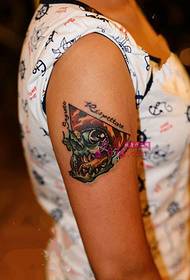 Photos de tatouage de bras triangulaire de style européen et américain