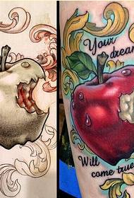 Tus kheej sab caj npab lom lub txiv apple tattoo qauv duab