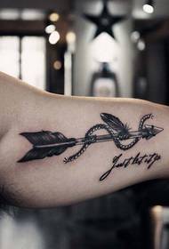 Мода на руку мужчынскай руцэ малюнак татуіроўкі стрэлкі