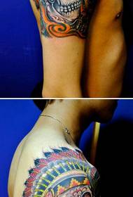 Ritratto di tatuatu di bracciale di craniu creativo indianu