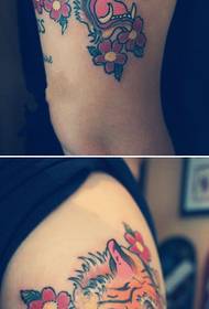 Traditional domineering big tiger head arm tattoo picture