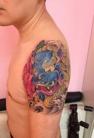 Raccomanda un'immagine del braccio del tatuaggio del leone Tang