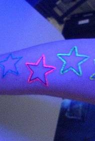 手臂彩色熒光星星紋身圖片