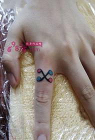 Fashion little fresh arm tattoo pictures