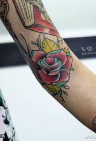 Prachtig bloemsymbool tattoo patroon