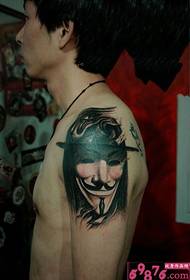V slovo vendetta postava protagonista paže tetování obrázek