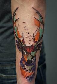 Bras de mode belle image de motif de tatouage cerf couleur