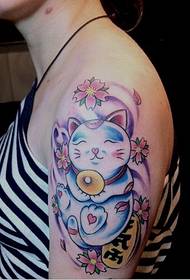 Krásne rameno móda dobre vyzerajúce farebné šťastie mačka tetovanie obrázok