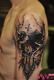 Gambar tato lengan tradisional tengkorak tradisional