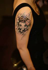 Immagine del tatuaggio di moda braccio elefante dio