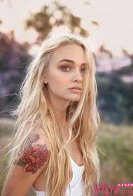 Braccio di bellezza europeo e americano solo belle immagini di modelli di tatuaggi di peonia