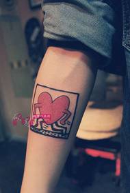 Futó piros szív kreatív kar tetoválás kép